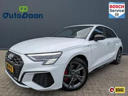 Wit Gebruikt 2022 Audi A3 Sportback Competition Hatchback | € 32.500 (Duur)