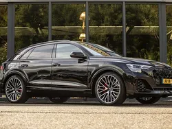 Zwart, metallic lak Nieuw 2025 Audi Q8 Competition SUV | € 114.950