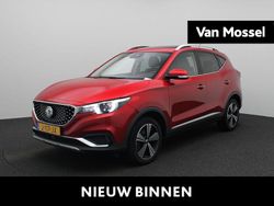 Rood Gebruikt 2020 MG ZS Luxury SUV | € 14.995 (Eerlijke prijs)