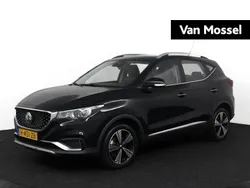 Zwart Gebruikt 2020 MG ZS Luxury Sedan | € 15.495 (Eerlijke prijs)