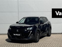Zwart Gebruikt 2022 Peugeot 2008 Active SUV | € 17.840 (Eerlijke prijs)