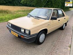 Beige Gebruikt 1986 Renault R9 Sedan | € 4.750