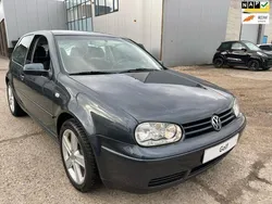 Grijs Gebruikt 2005 VW Golf IV Hatchback | € 4.999 (Iets duurder)