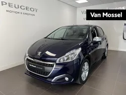 Blauw Gebruikt 2019 Peugeot 208 Signature Sky Hatchback | € 12.440 (Eerlijke prijs)