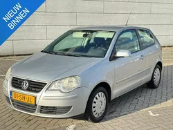 Grijs Gebruikt 2006 VW Polo Hatchback | € 1.277 (Super prijs)