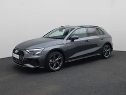 Grijs Gebruikt 2024 Audi A3 Sportback S-Line Hatchback | € 37.940 (Eerlijke prijs)