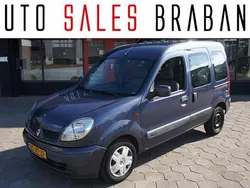 Blauw Gebruikt 2004 Renault Kangoo Expression MPV | € 1.390 (Goede deal)