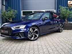 Blauw, metallic lak Gebruikt 2021 Audi A4 Comfort Stationwagen | € 40.950