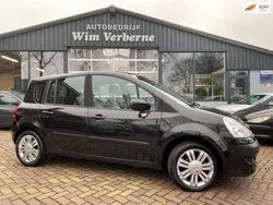 Zwart Gebruikt 2010 Renault Grand Modus Dynamique MPV | € 5.950 (Iets duurder)