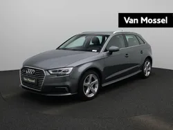 Grijs Gebruikt 2020 Audi A3 Sportback e-tron Sport Sedan | € 20.900 (Eerlijke prijs)
