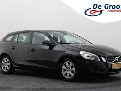Zwart Gebruikt 2012 Volvo V60 Kinetic Stationwagen | € 6.950 (Goede deal)