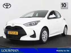 Wit Gebruikt 2024 Toyota Yaris Hybrid Comfort Hatchback | € 23.950 (Eerlijke prijs)
