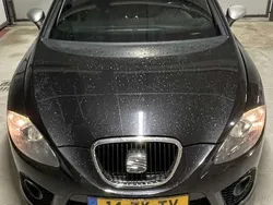 Zwart Gebruikt 2008 Seat Leon MPV | € 3.350 (Eerlijke prijs)