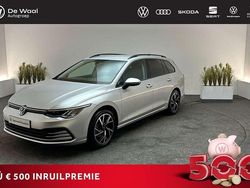 Zilver Gebruikt 2023 VW Golf VIII Life Stationwagen | € 23.695 (Eerlijke prijs)