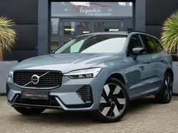 Grijs, metallic lak Gebruikt 2024 Volvo XC60 Plus SUV | € 53.950 (Super prijs)