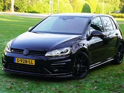 Zwart Gebruikt 2017 VW Golf VII R Hatchback | € 28.650 (Eerlijke prijs)