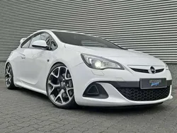 Wit Gebruikt 2013 Opel Astra OPC Hatchback | € 17.699