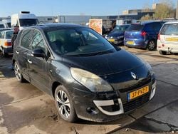 Zwart Gebruikt 2011 Renault Scénic III Bose Edition MPV | € 1.300 (Super prijs)