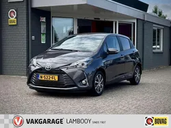Grijs Gebruikt 2020 Toyota Yaris Hybrid Edition Hatchback | € 17.950 (Goede deal)