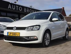 Wit Gebruikt 2015 VW Polo Comfortline Hatchback | € 7.450 (Goede deal)