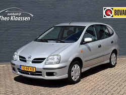Grijs, metallic lak Gebruikt 2005 Nissan Almera Tino Acenta MPV | € 2.950 (Eerlijke prijs)