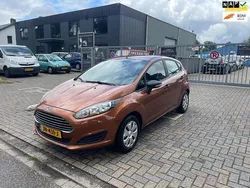 Bruin Gebruikt 2015 Ford Fiesta Titanium Hatchback | € 5.495 (Goede deal)