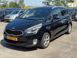 Zwart Gebruikt 2015 Kia Carens MPV | € 4.999