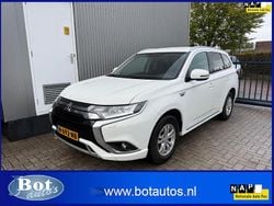 Wit Gebruikt 2020 Mitsubishi Outlander P-HEV SUV | € 19.900 (Super prijs)