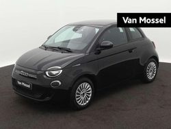 Zwart Gebruikt 2024 Fiat 500e Hatchback | € 23.995 (Super prijs)