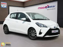 Wit Gebruikt 2020 Toyota Yaris Hybrid Hatchback | € 18.950 (Eerlijke prijs)