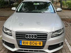 Grijs Gebruikt 2011 Audi A4 Sedan | € 5.000 (Super prijs)
