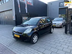 Zwart Gebruikt 2008 Daihatsu Sirion Hatchback | € 999 (Eerlijke prijs)