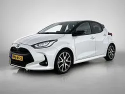 Wit Gebruikt 2022 Toyota Yaris Limited Hatchback | € 21.945 (Eerlijke prijs)