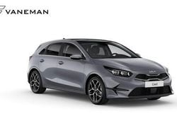 Grijs Nieuw 2025 Kia Ceed Hatchback | € 29.385 (Eerlijke prijs)