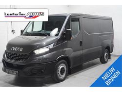 Grijs Gebruikt 2021 Iveco Daily Sedan | € 28.800