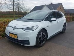 Wit Gebruikt 2020 VW ID.3 Hatchback | € 11.950 (Eerlijke prijs)