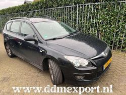 Zwart Gebruikt 2011 Hyundai i30 Stationwagen | € 3.900 (Eerlijke prijs)