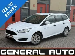 Wit Gebruikt 2015 Ford Focus Trend Stationwagen | € 6.950 (Goede deal)