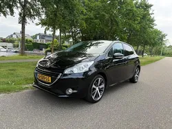 Zwart Gebruikt 2013 Peugeot 208 Allure Hatchback | € 6.499 (Duur)