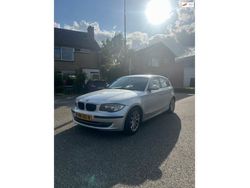 Grijs Gebruikt 2009 BMW 118 Executive Hatchback | € 2.450 (Super prijs)