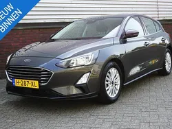 Grijs Gebruikt 2020 Ford Focus Business Edition Hatchback | € 15.850 (Goede deal)