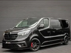 Zwart Nieuw 2024 Renault Trafic Luxe Van | € 42.945
