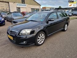 Zwart Gebruikt 2006 Toyota Avensis Luna Stationwagen | € 1.999 (Eerlijke prijs)