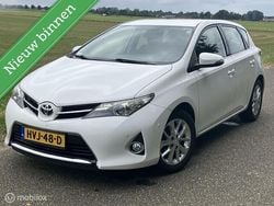 Wit Gebruikt 2013 Toyota Auris Hatchback | € 11.950 (Goede deal)