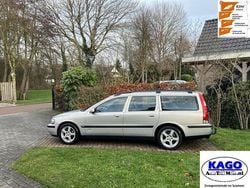 Grijs (metallic) Gebruikt 2001 Volvo V70 Comfort Stationwagen | € 1.750 (Super prijs)