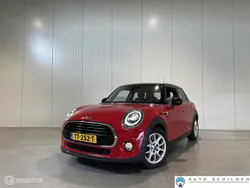 Rood Gebruikt 2018 Mini Cooper Hatchback | € 15.750 (Eerlijke prijs)