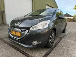 Grijs Gebruikt 2013 Peugeot 208 Hatchback | € 2.750 (Eerlijke prijs)