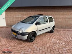 Grijs Gebruikt 2001 Renault Twingo Authentique Hatchback | € 1.049 (Iets duurder)