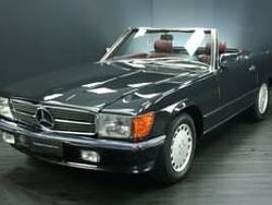 Zwartblauschwarzmetallic 199 Gebruikt 1985 Mercedes 300 Cabriolet | € 54.500