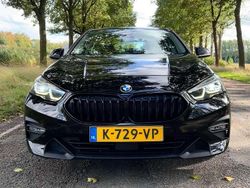 Zwart Gebruikt 2021 BMW 218 Executive Sedan | € 22.850 (Eerlijke prijs)